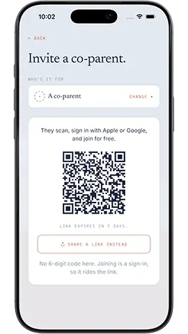 Xtra Hands co-parent invitation screen with QR code and share link